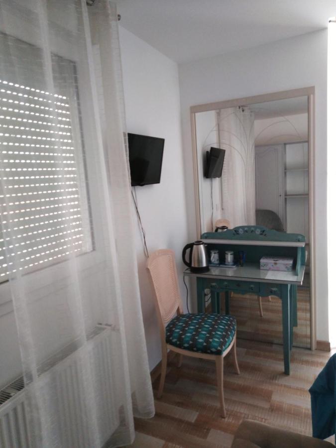 Chambre D'Hotes Du Bois Joli Mesnard-la-Barotière Eksteriør billede