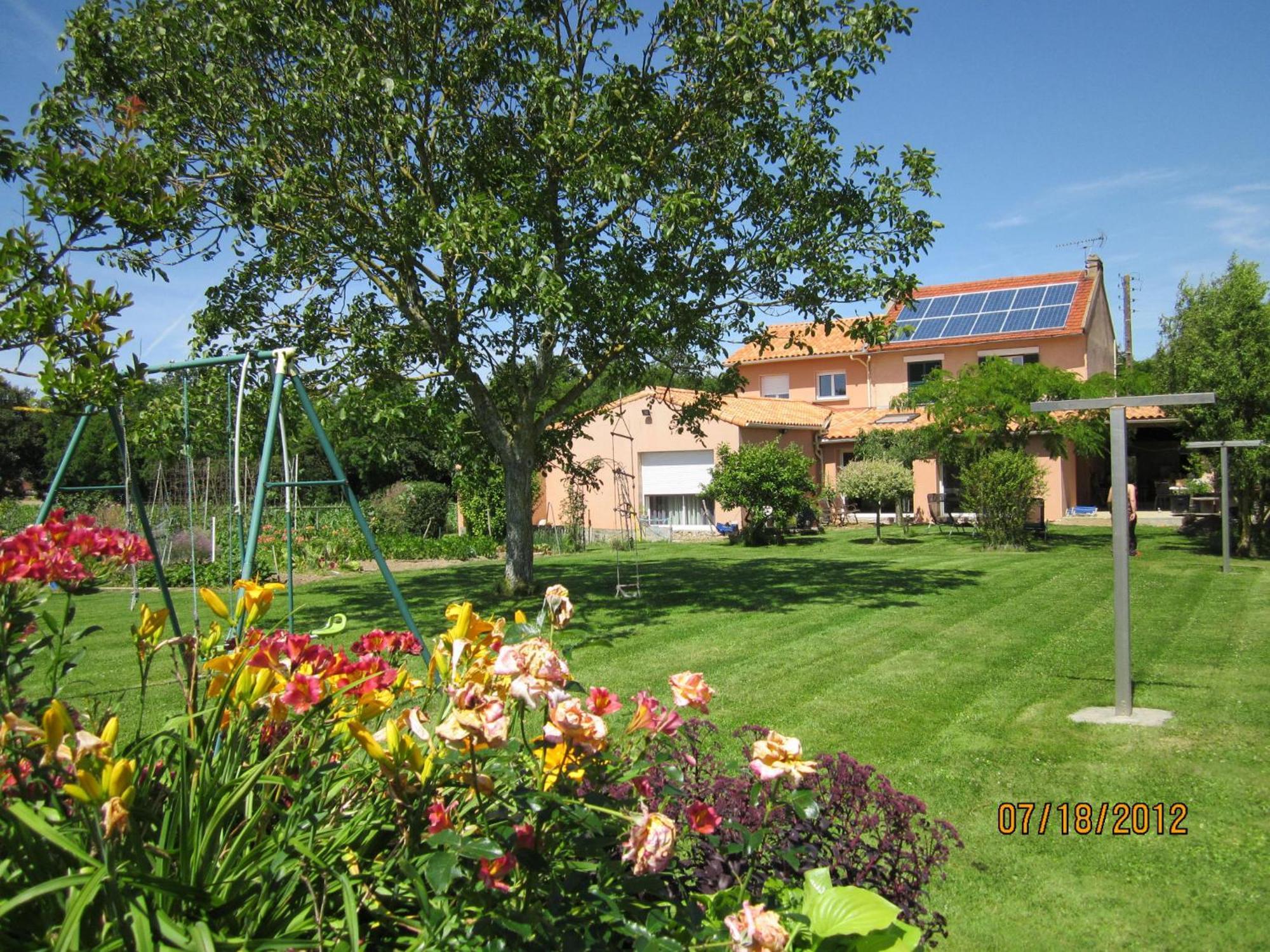 Chambre D'Hotes Du Bois Joli Bed and Breakfast Mesnard-la-Barotière Eksteriør billede