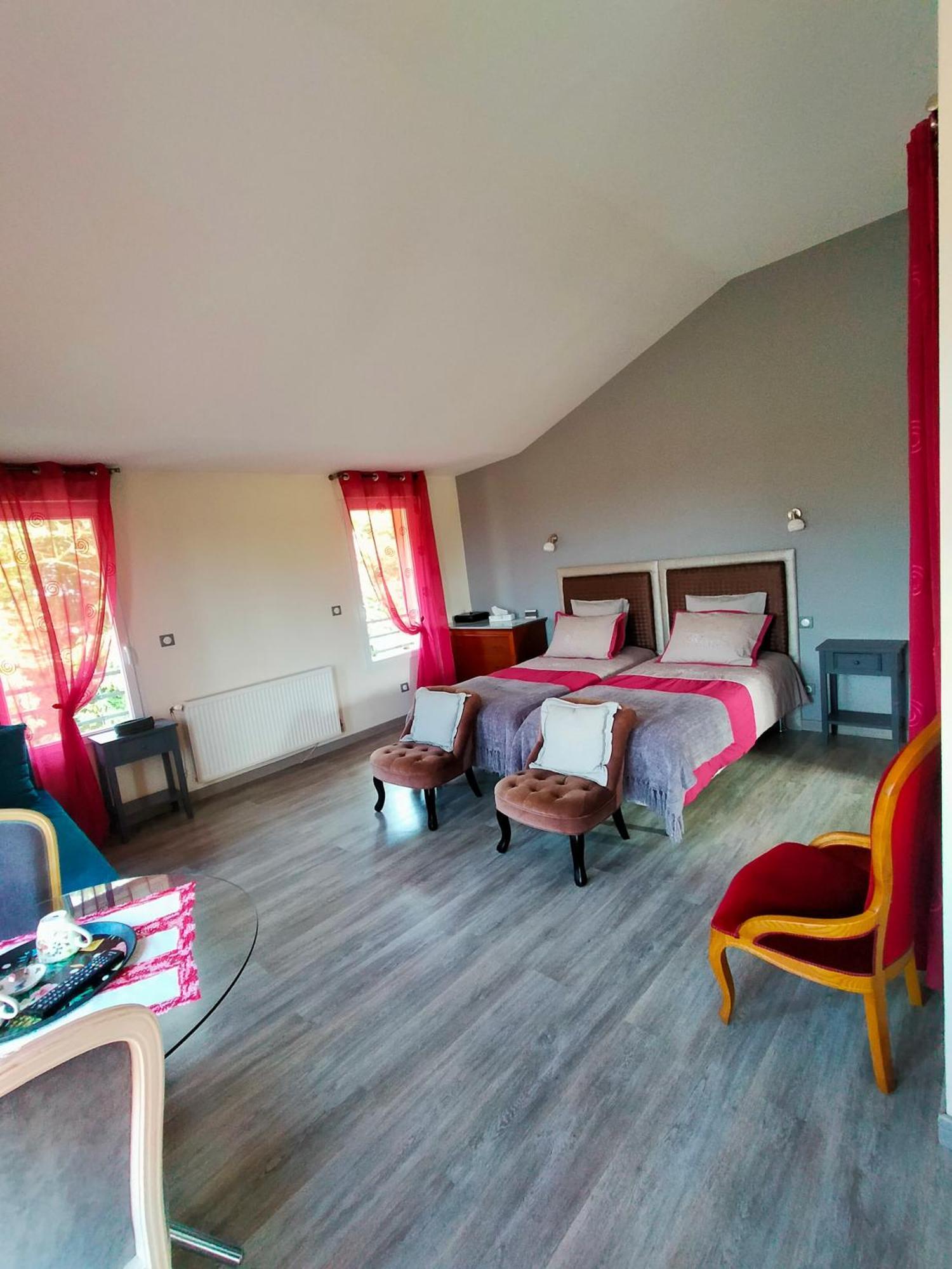 Chambre D'Hotes Du Bois Joli Mesnard-la-Barotière Eksteriør billede